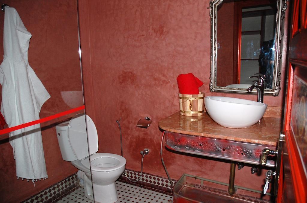 Collier De La Colombe Hotel Meknes Bilik gambar